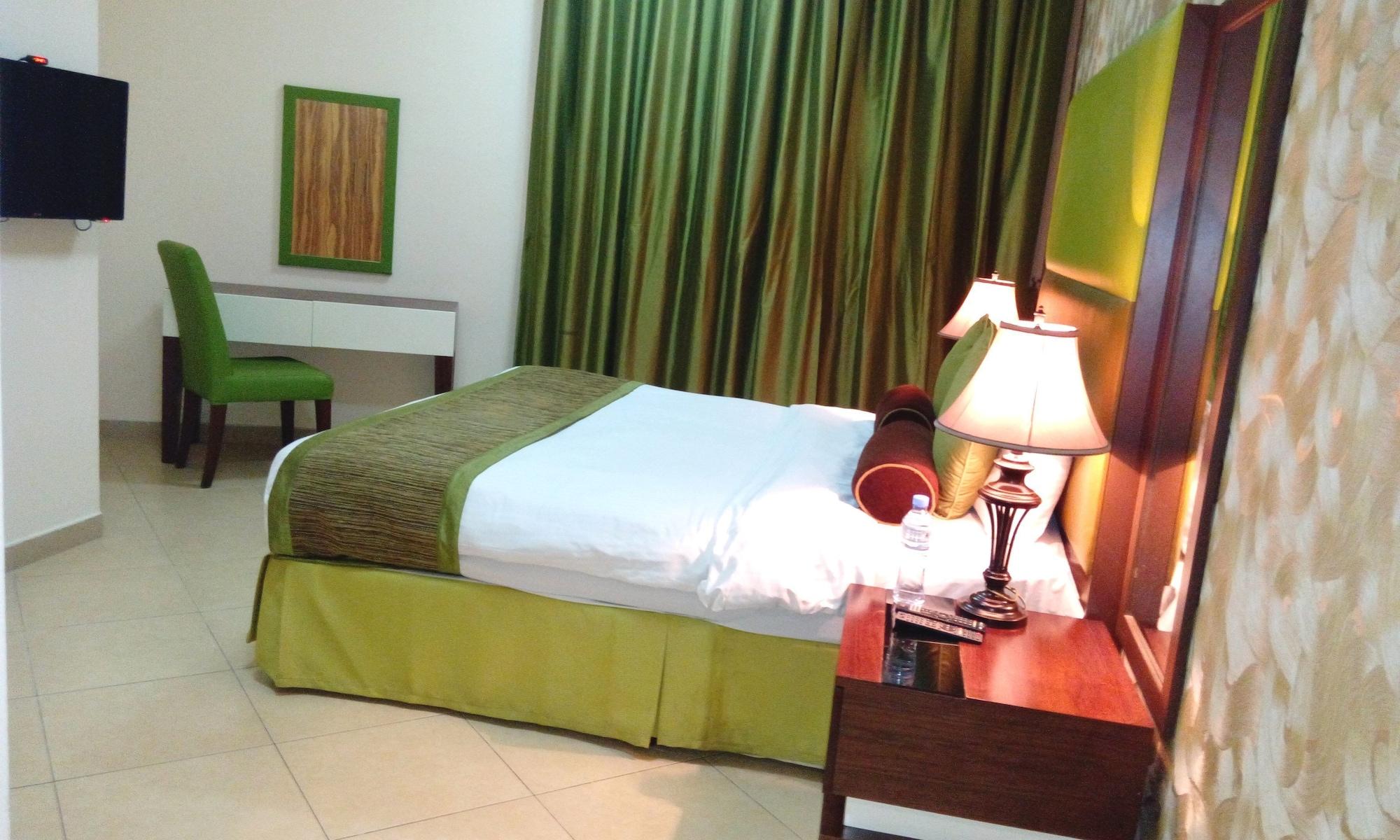 Al Waleed Palace Hotel Apartment Al Barsha Dubai Ngoại thất bức ảnh