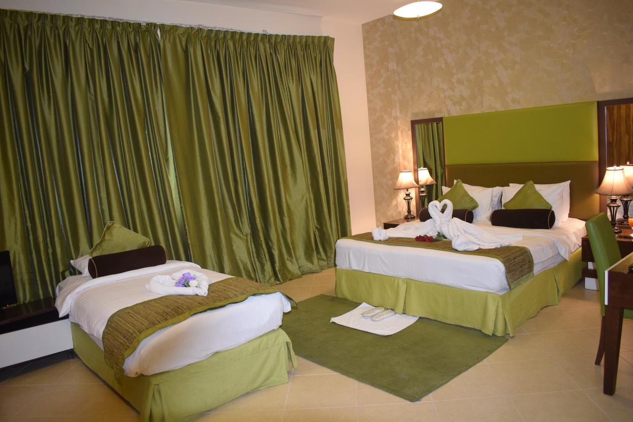 Al Waleed Palace Hotel Apartment Al Barsha Dubai Ngoại thất bức ảnh