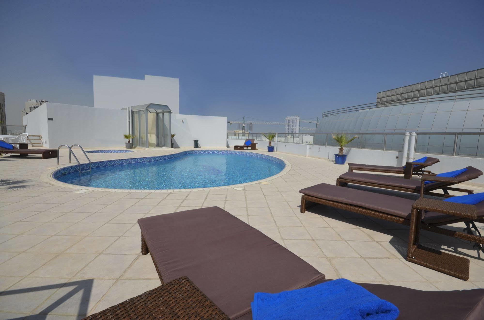 Al Waleed Palace Hotel Apartment Al Barsha Dubai Ngoại thất bức ảnh