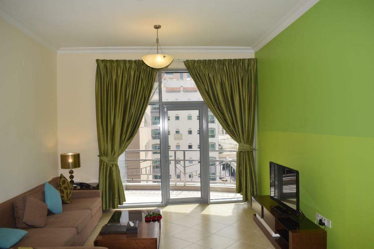 Al Waleed Palace Hotel Apartment Al Barsha Dubai Ngoại thất bức ảnh